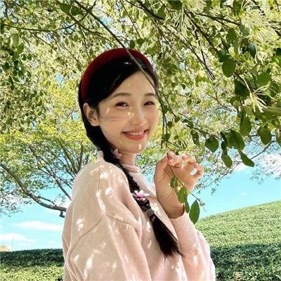 模模糊糊